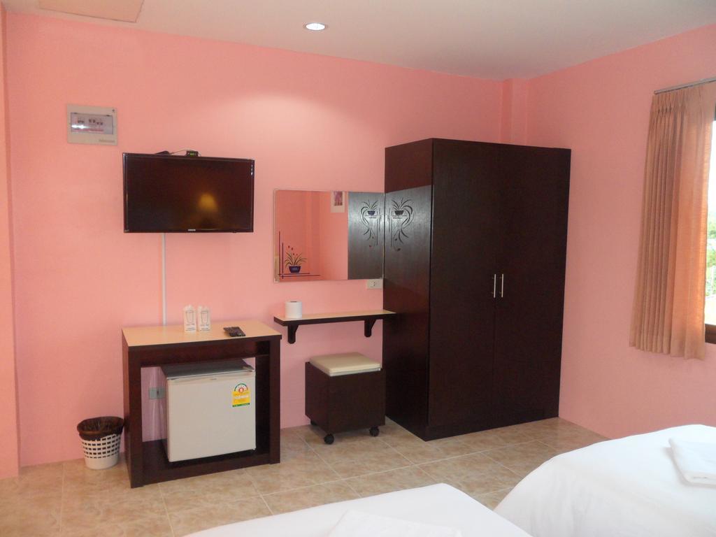 Appartement Pranee Mansion Airport à Ban Bo Han Chambre photo